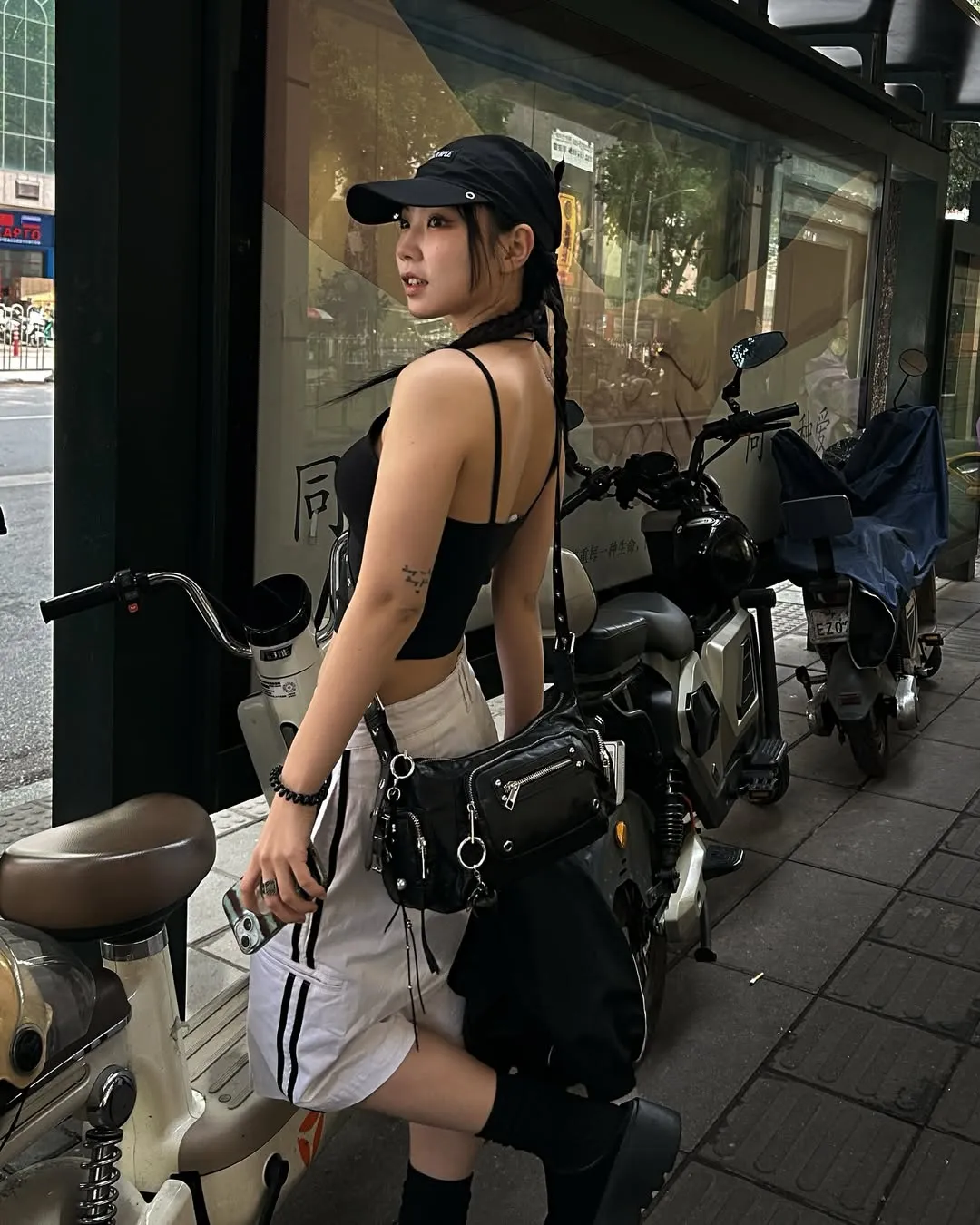BLACKPURPLE机车包